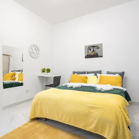 Sunset-apartment * 布加勒斯特